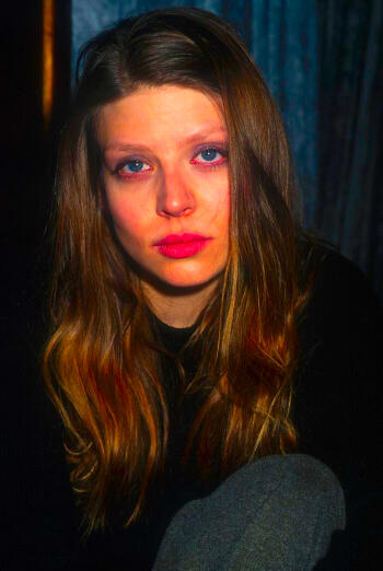 Tara · Darsteller